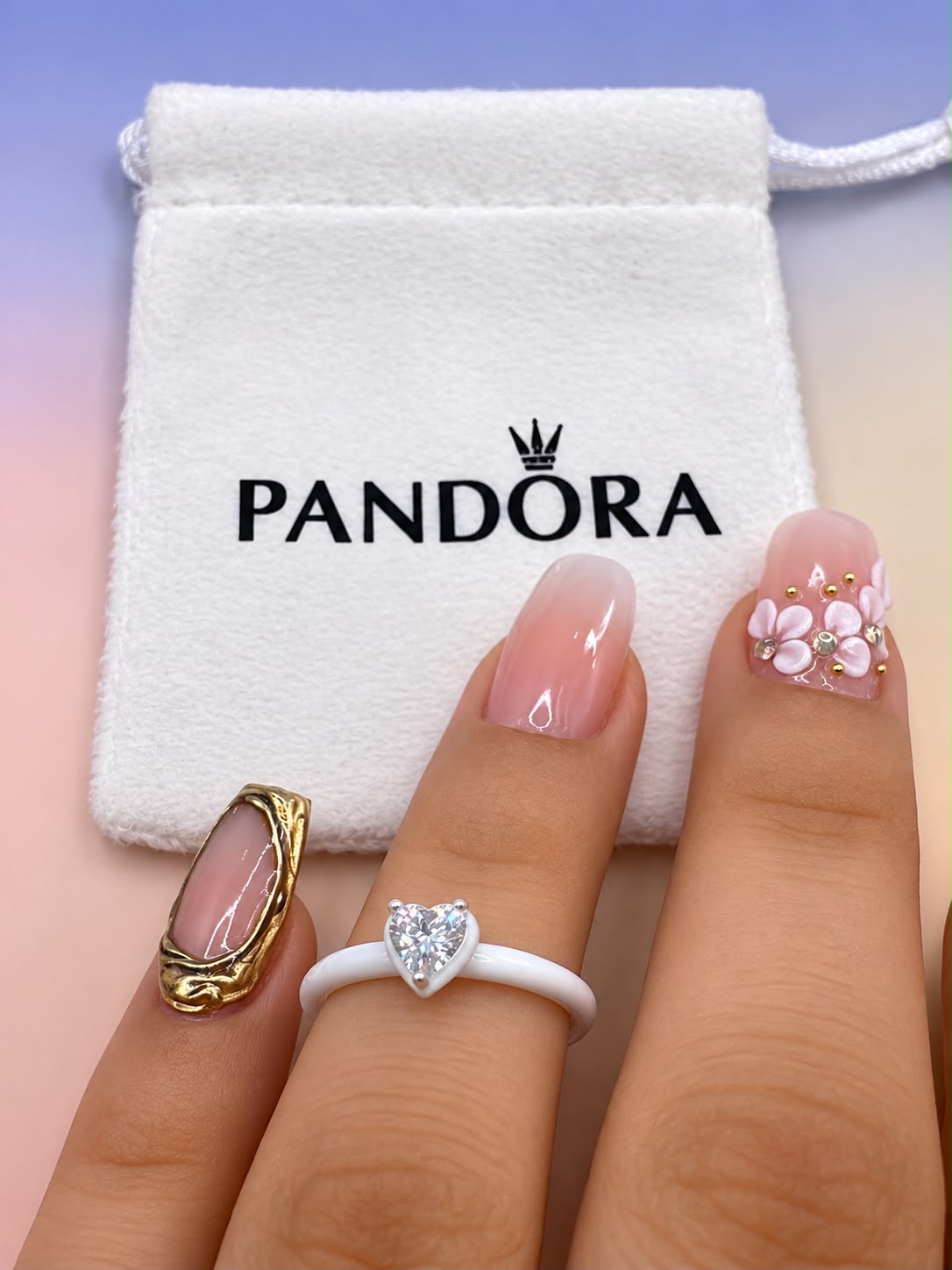 Anillo Pandora Corazón Blanco AO0084